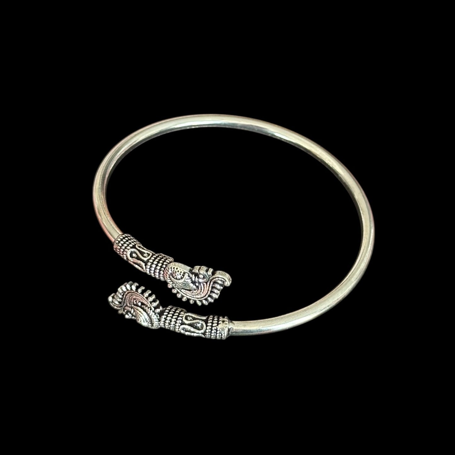 Armband "Mora" (मोरा)
