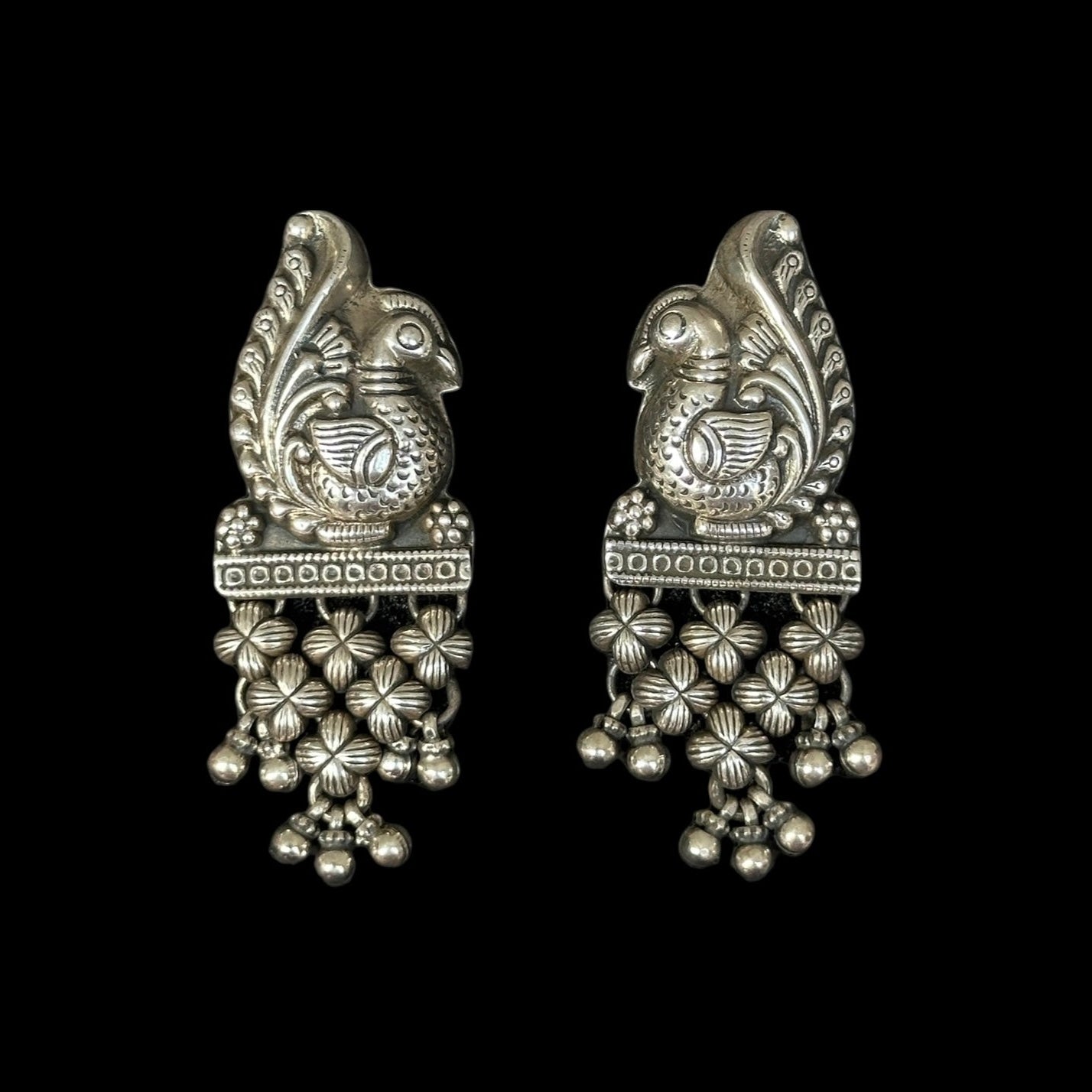 Ohrringe „Hamsa-Vahini“ (हंस वाहिनी)