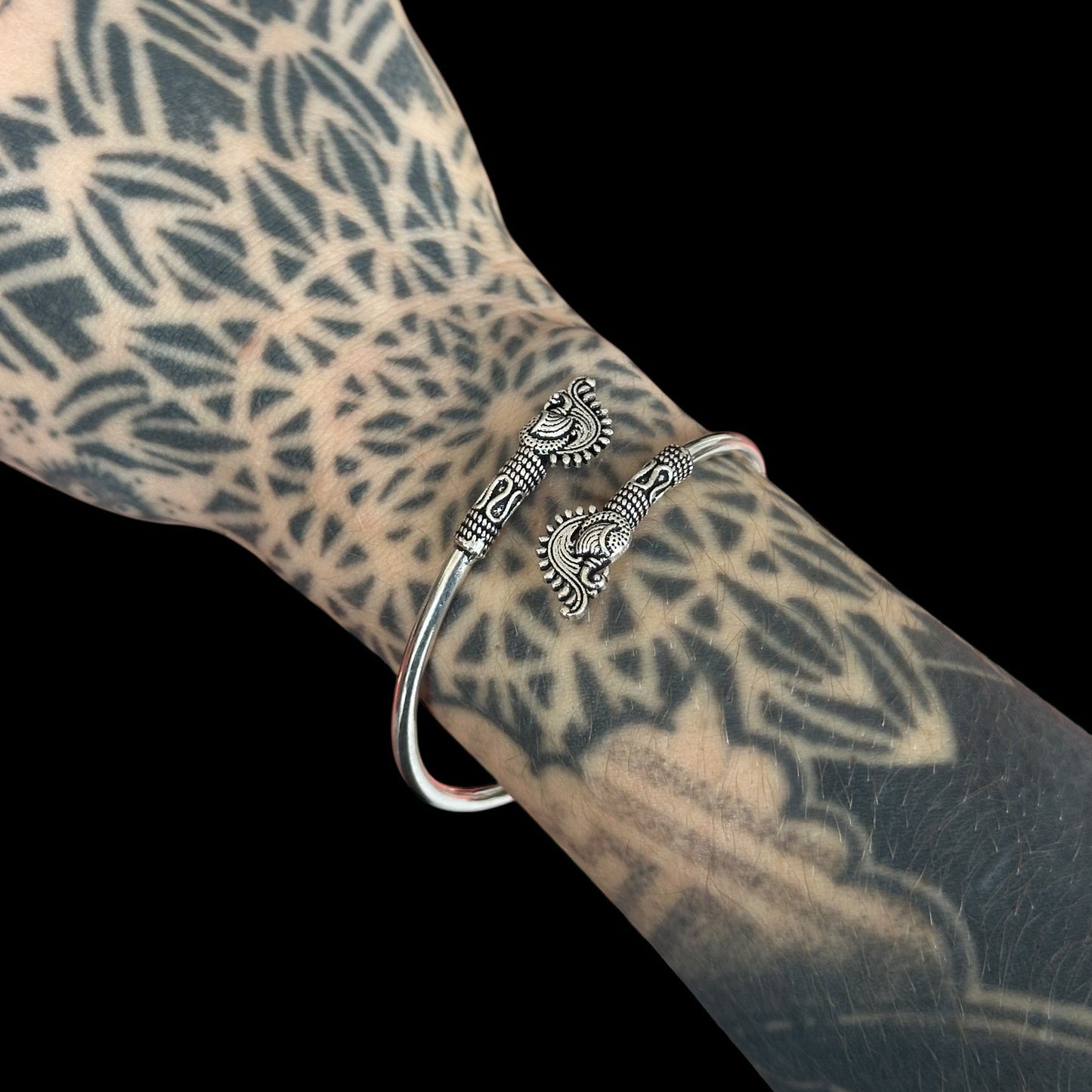 Armband "Mora" (मोरा)