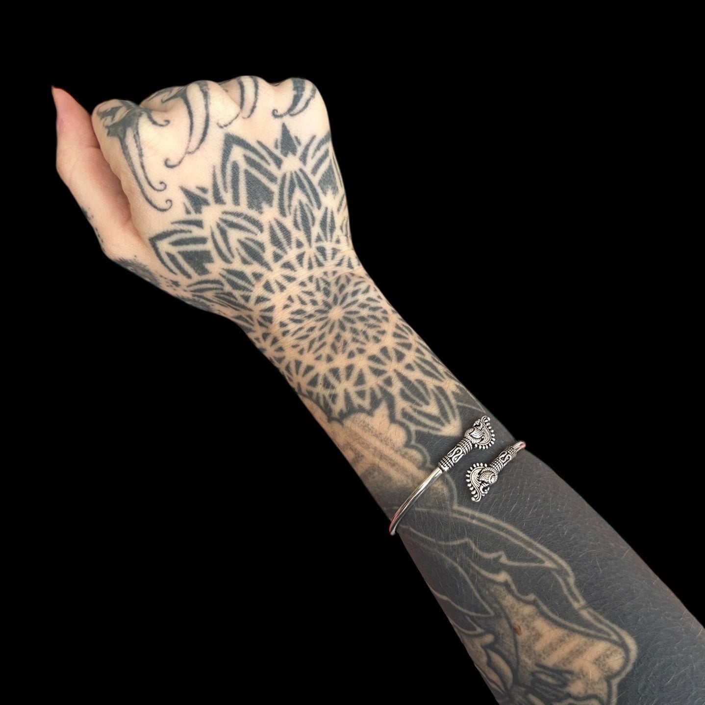 Armband "Mora" (मोरा)