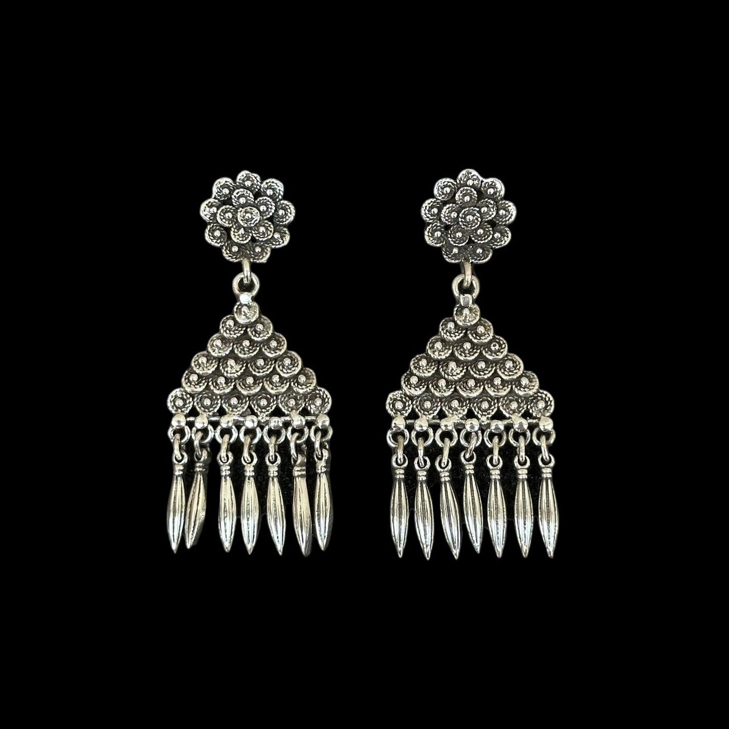 "Pushpa-Kala" Earrings (पुष्प कला)