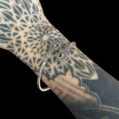 Armband "Barhni" (बर्हिणी)