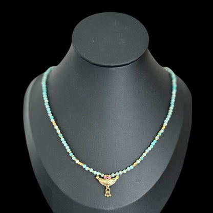 Halskette Steine Mantra Box