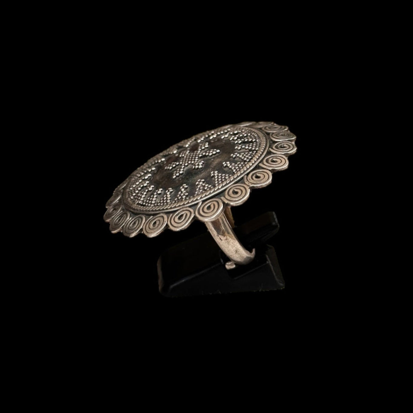 Anillo Sooraj