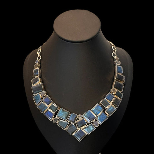 Collar "Queen" Labradorita