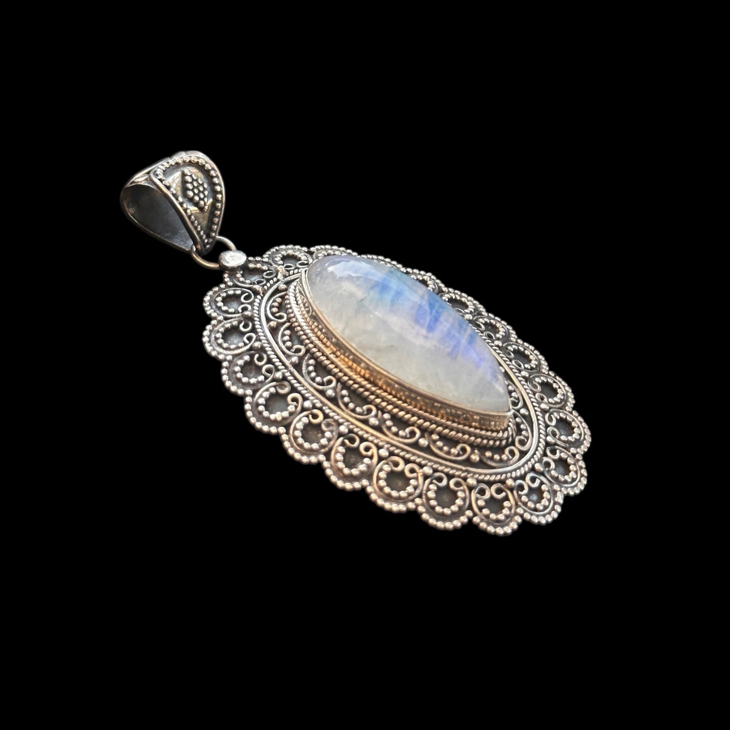 Colgante Rajathani Moonstone