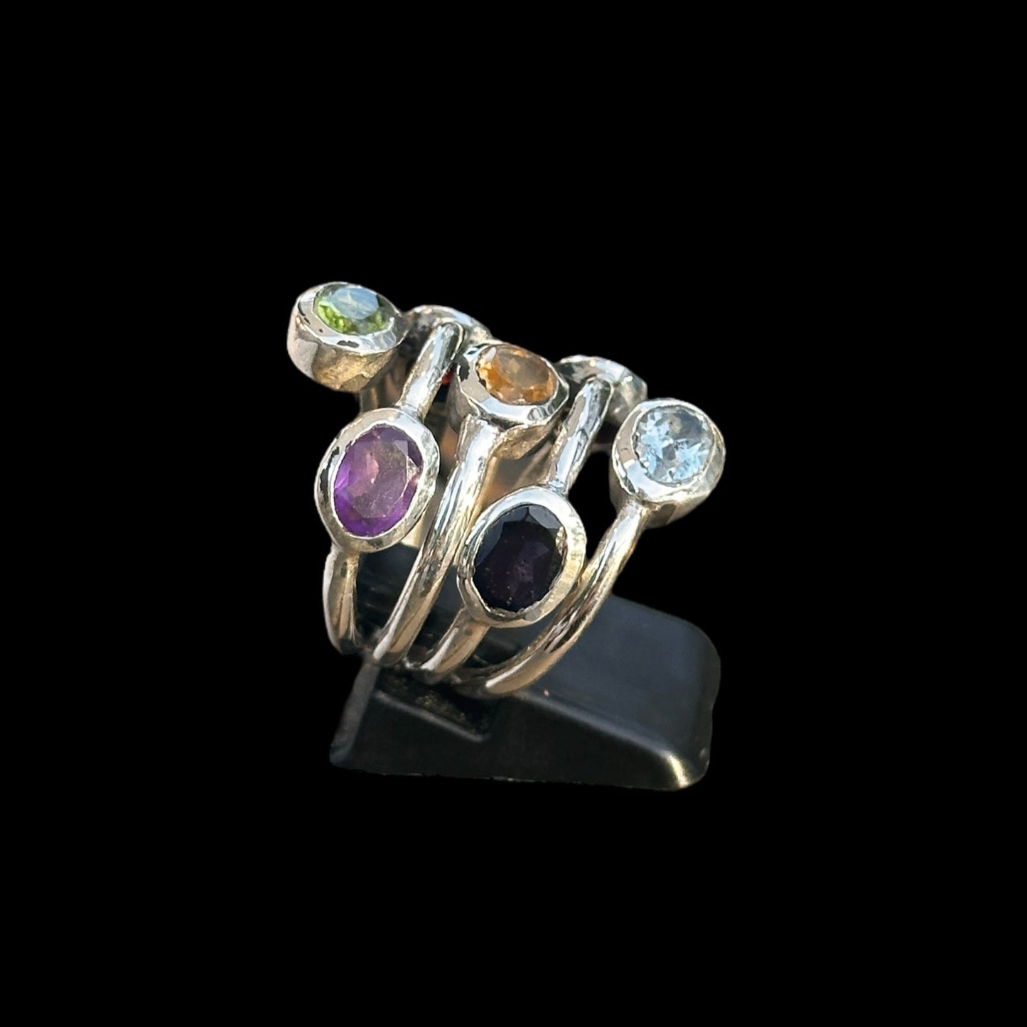 Anillo Multipiedra