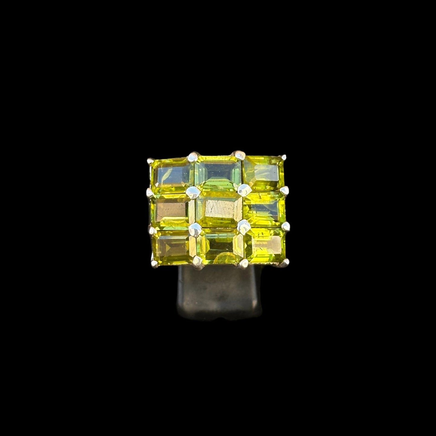 Anillo "Rajavè" Peridoto