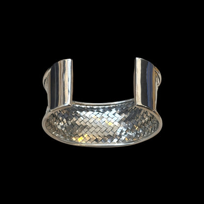 Breites geflochtenes Silberarmband
