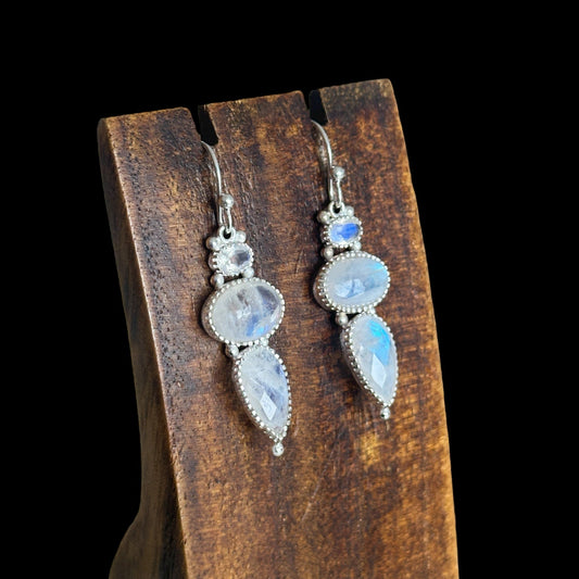 Pendientes Samjin Moonstone