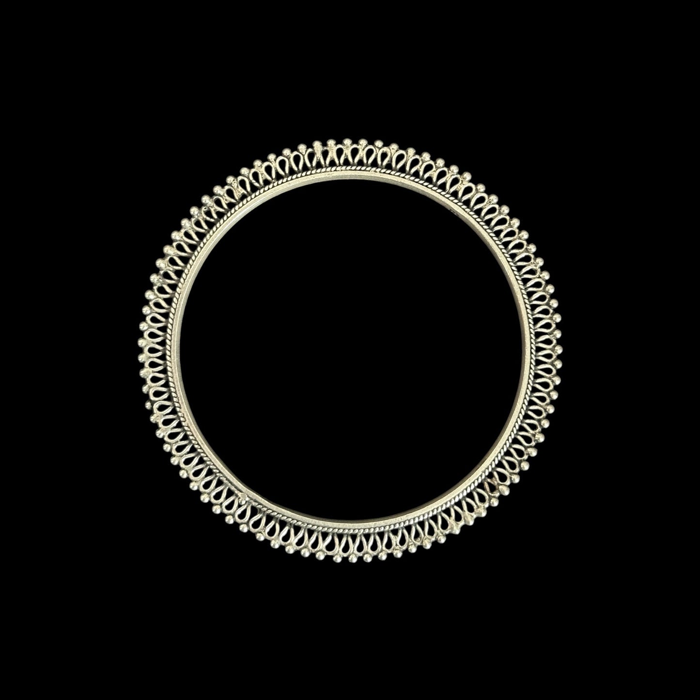 Bangle Mandira