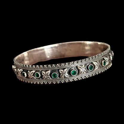 Bangle "Ritu" (ऋतु) Emerald Green