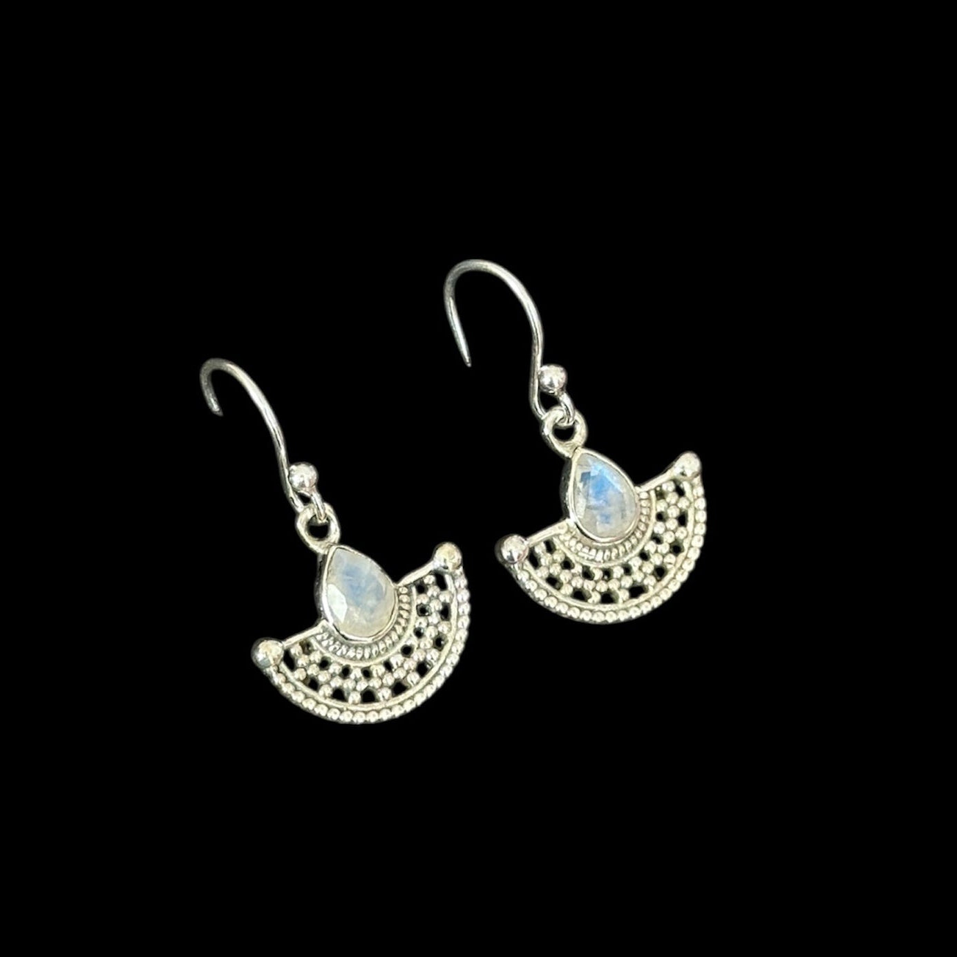 "Aruna" Earrings