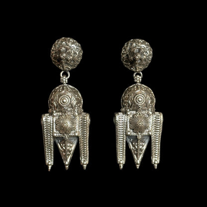 Pendientes "Trishula-Shri" (त्रिशूल श्री)
