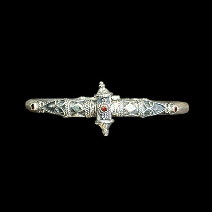 Armband „Āyudha“ (आयुध)