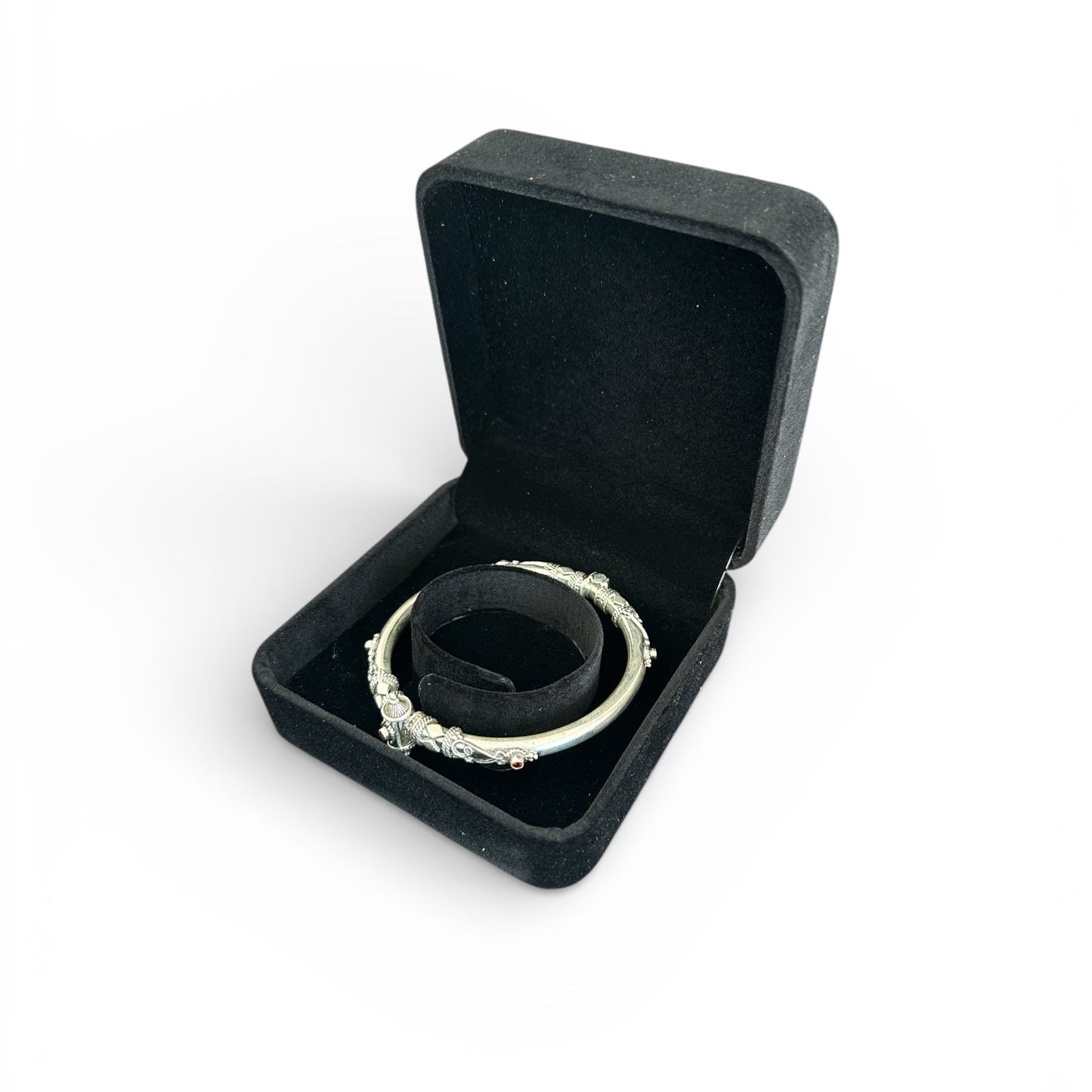 Armband „Āyudha“ (आयुध)