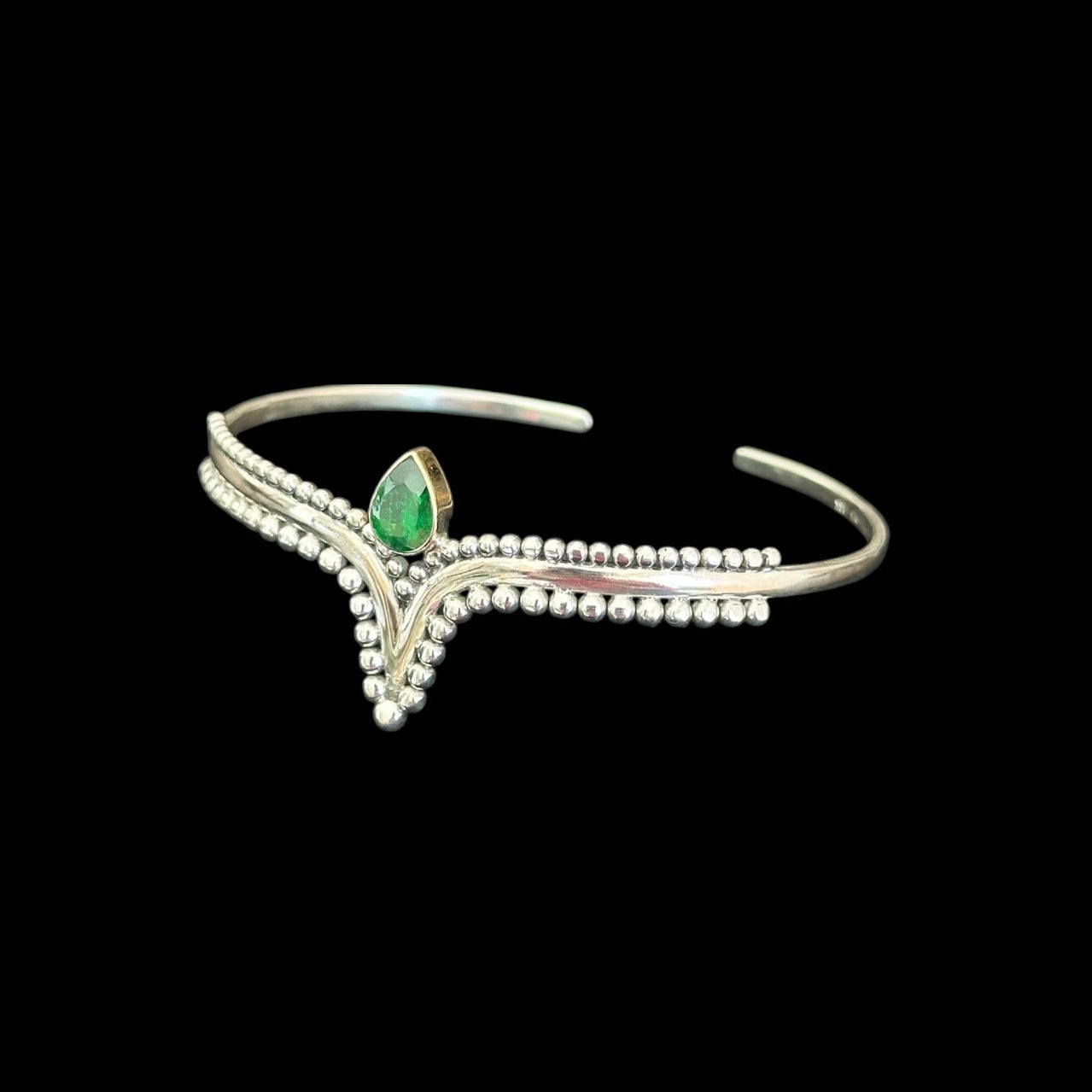 Armband "Arunya" (अरुण्या) · Tsavorit