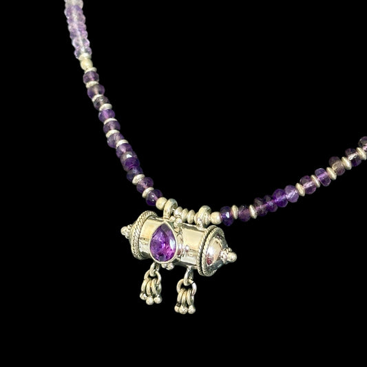 Mantra Box Halskette (मन्त्रपेटिका) Amethyst 1.