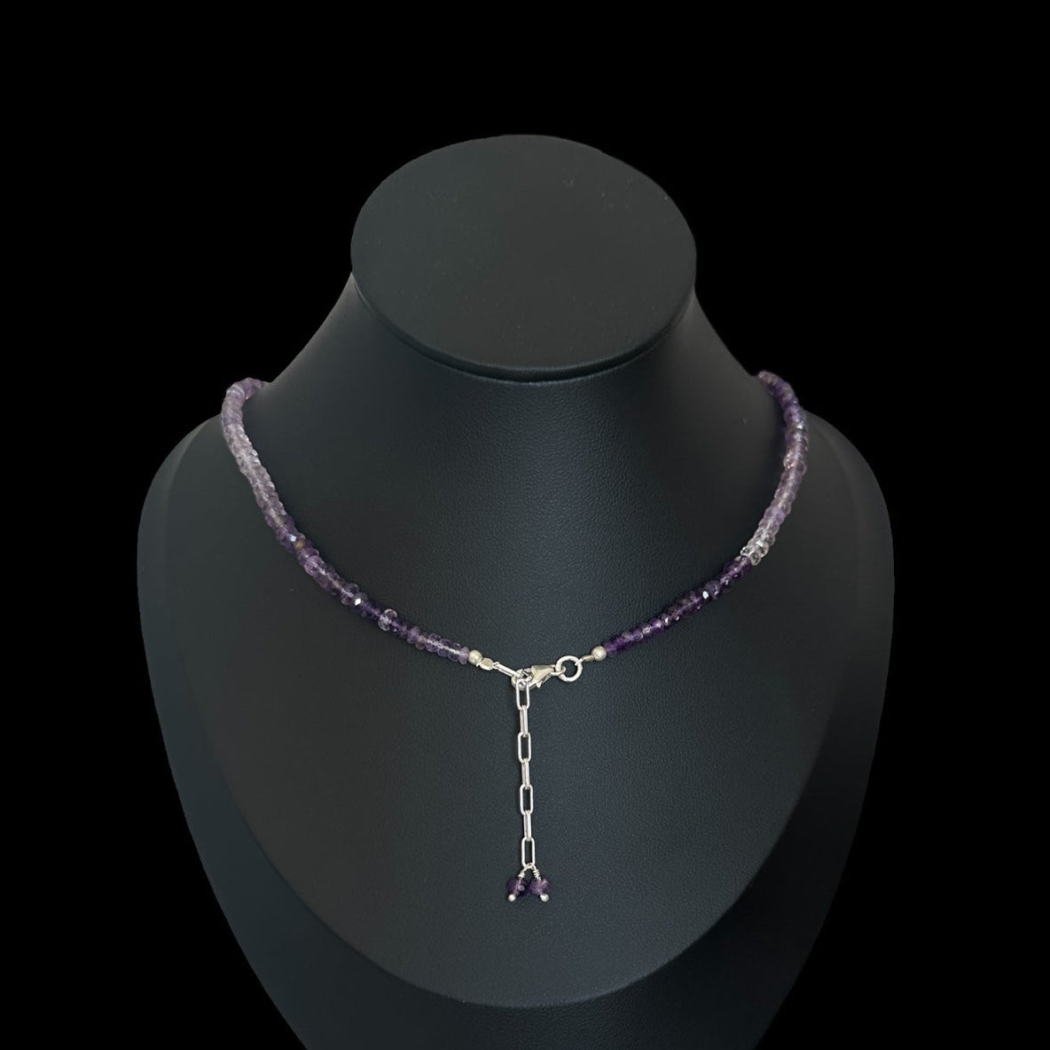 Halskette "Mantra Box" (मन्त्रपेटिका) Amethyst 2.
