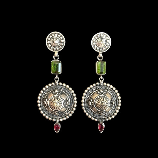 Ohrringe „Dviprakāśa“ (द्विप्रकाश)