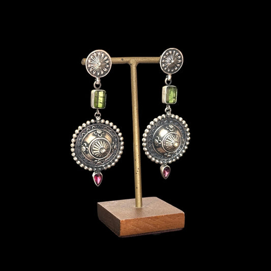 Ohrringe „Dviprakāśa“ (द्विप्रकाश)
