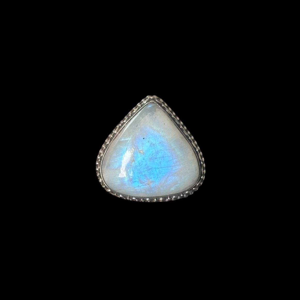 "Sāgara" (सागर) Moonstone Ring.